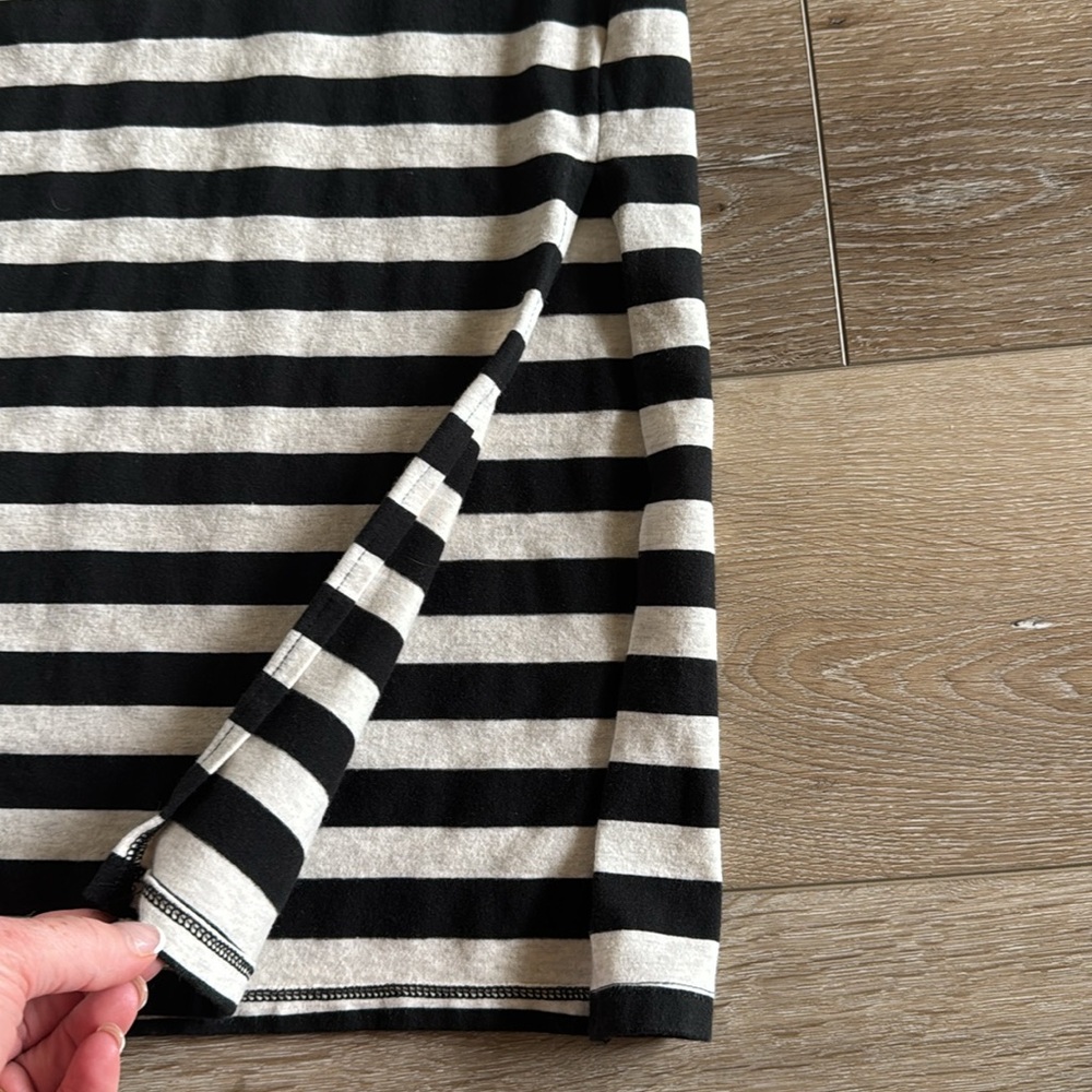 Black and White Striped Midi Dress - Picture 5 of 7